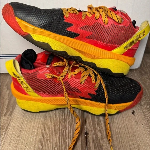 Adidas Dame 8 Disney Incredibles Mr. incredible kids size 4.5 basketball shoes - Picture 6 of 6